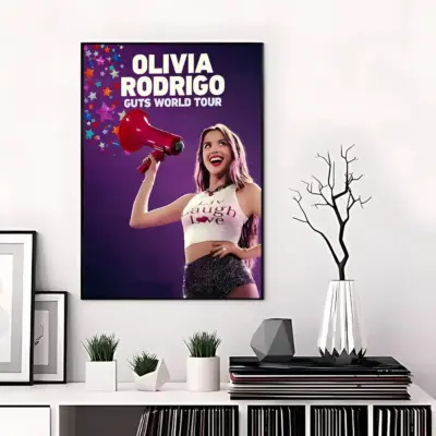 S341868bbaba148b5b55a963dc055c1f7H - Olivia Rodrigo UK Shop
