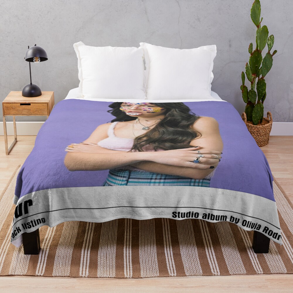 Olivia Rodrigo Sour Listing Throw Blanket