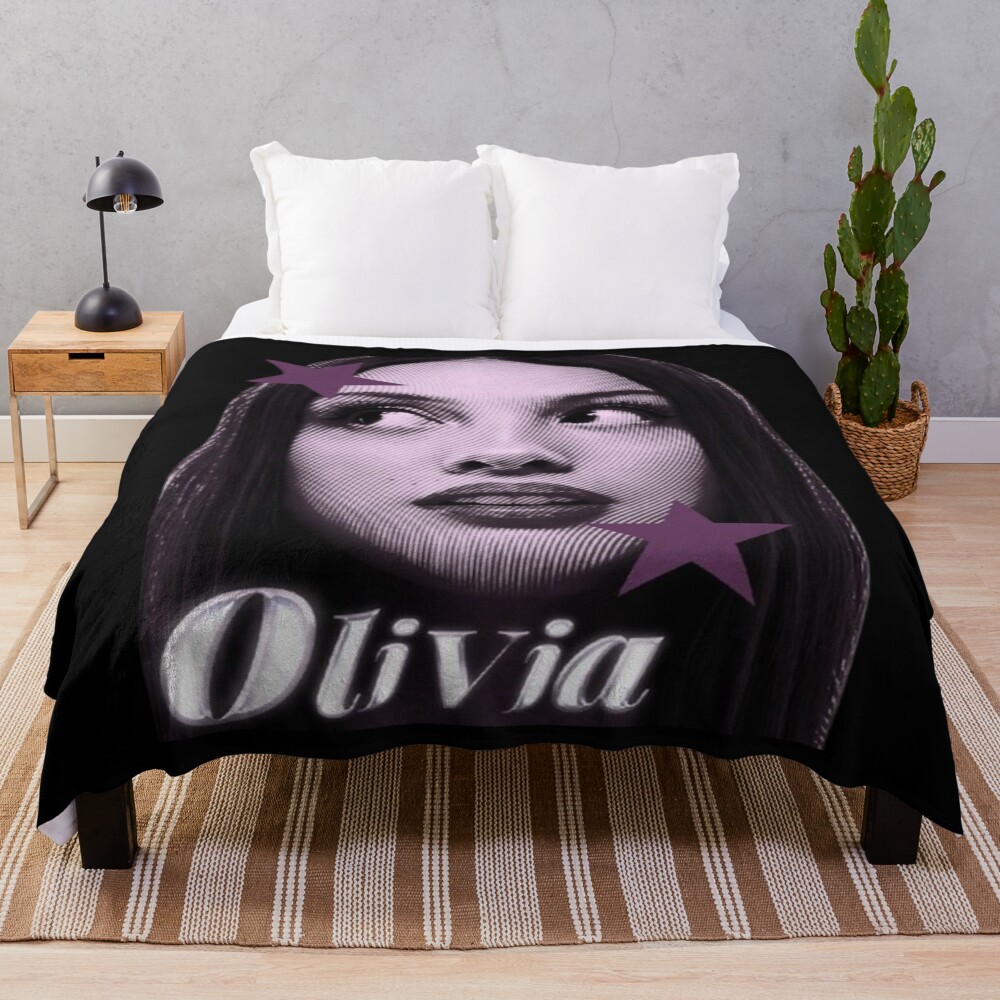 Musician Olivia Rodrigo Vintage Throw Blanket
