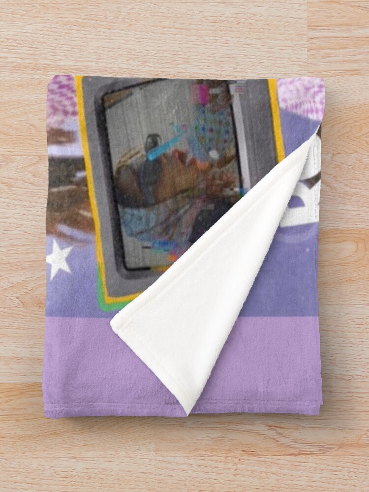 New Design Olivia Rodrigo Youthful Throw Blanket - Image 2